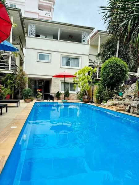 3-BR Townhouse, Chon Buri (Pattaya), Nong Pru, Bang Lamung (Pattaya), Chon Buri (Pattaya), 3 Bedrooms, 249 sqm, Townhouse For Sale, by Tanawan Surichai, 500268642 - DDproperty.com