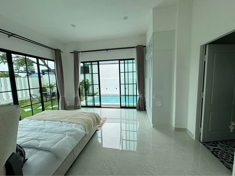 3-BR House, Chon Buri (Pattaya), Nong Pru, Bang Lamung (Pattaya), Chon Buri (Pattaya), 3 Bedrooms, 263 sqm, Single Detached House For Rent, by Vikrant Kokar, 500268654 - DDproperty.com
