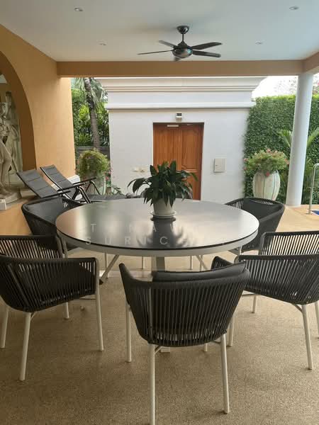 2-BR Villa, Chon Buri (Pattaya), Nong Pru, Bang Lamung (Pattaya), Chon Buri (Pattaya), 2 Bedrooms, 540 sqm, Villa For Sale, by Tanawan Surichai, 500268657 - DDproperty.com