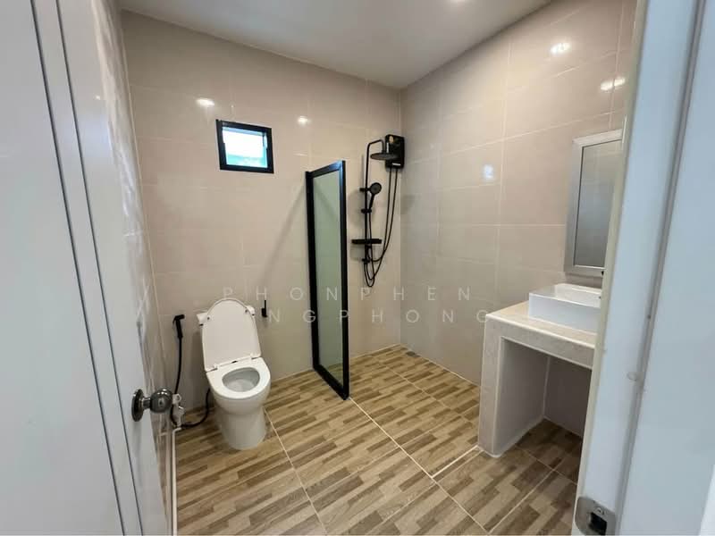 3-BR House, Chon Buri (Pattaya), Nong Pru, Bang Lamung (Pattaya), Chon Buri (Pattaya), 3 Bedrooms, 263 sqm, Single Detached House For Sale, by Phonphen Tangphong, 500268660 - DDproperty.com