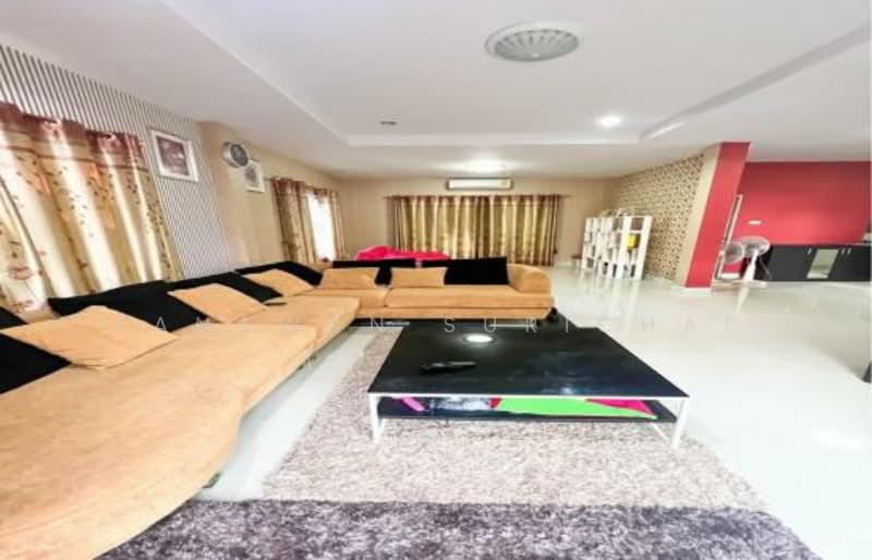 For Rent - 3-BR House, Chon Buri (Pattaya)