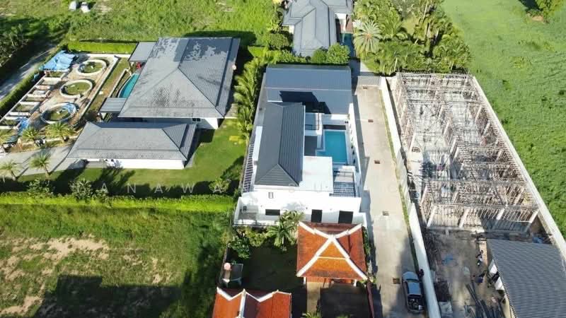 4-BR Villa, Chon Buri (Pattaya), Nong Pru, Bang Lamung (Pattaya), Chon Buri (Pattaya), 4 Bedrooms, 382 sqm, Villa For Sale, by Tanawan Surichai, 500268730 - DDproperty.com