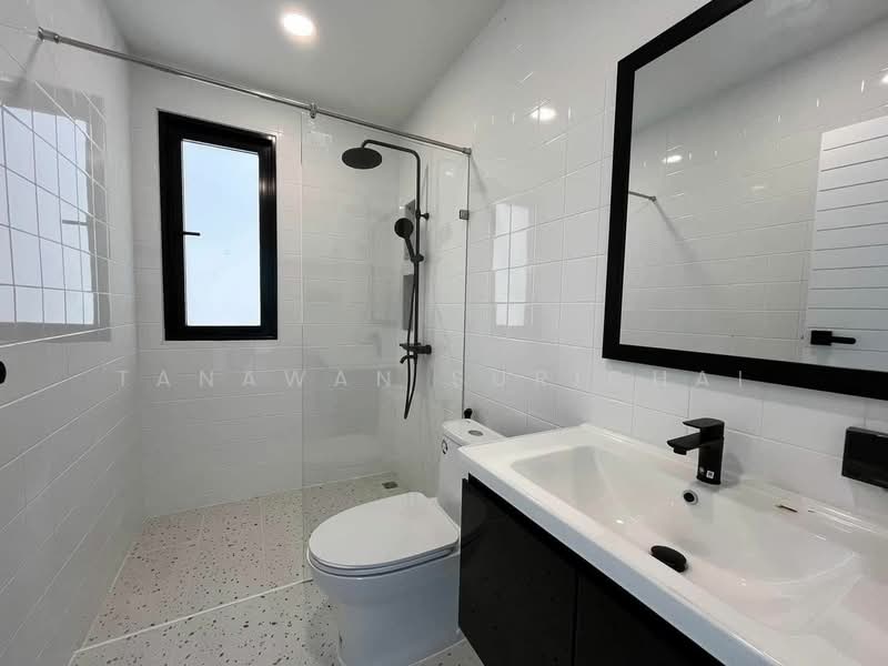 4-BR Villa, Chon Buri (Pattaya), Nong Pru, Bang Lamung (Pattaya), Chon Buri (Pattaya), 4 Bedrooms, 382 sqm, Villa For Sale, by Tanawan Surichai, 500268730 - DDproperty.com