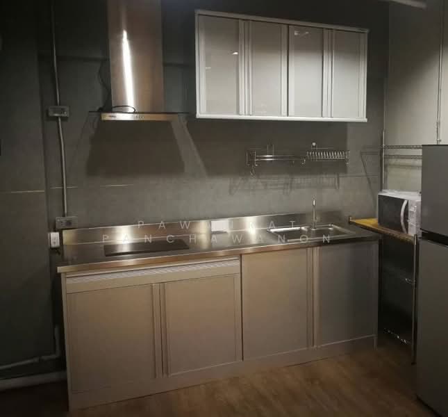 Pathumwan Place condominium, Bangkok, 1 Rama 1, Wang Mai, Pathum Wan, Bangkok, 3 Bedrooms, 90 sqm, Condo For Rent, by Pawanrat Panchawanon, 500268758 - DDproperty.com