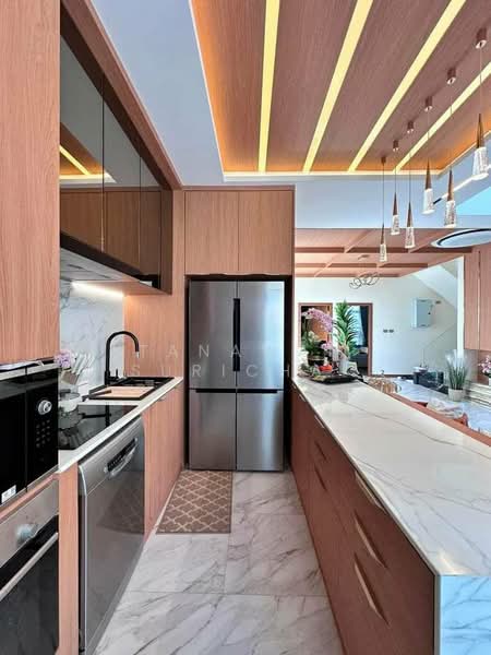 5-BR House, Chon Buri (Pattaya), Nong Pru, Bang Lamung (Pattaya), Chon Buri (Pattaya), 5 Bedrooms, 420 sqm, Single Detached House For Sale, by Tanawan Surichai, 500268761 - DDproperty.com