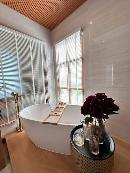 5-BR House, Chon Buri (Pattaya), Nong Pru, Bang Lamung (Pattaya), Chon Buri (Pattaya), 5 Bedrooms, 420 sqm, Single Detached House For Sale, by Tanawan Surichai, 500268761 - DDproperty.com