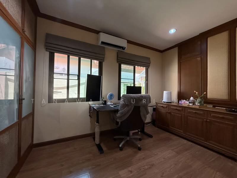 4-BR House, Chon Buri (Pattaya), Huai Yai, Bang Lamung (Pattaya), Chon Buri (Pattaya), 4 Bedrooms, 560 sqm, Single Detached House For Sale, by Tanawan Surichai, 500268778 - DDproperty.com