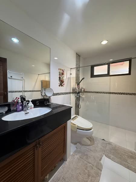 4-BR House, Chon Buri (Pattaya), Huai Yai, Bang Lamung (Pattaya), Chon Buri (Pattaya), 4 Bedrooms, 560 sqm, Single Detached House For Sale, by Tanawan Surichai, 500268778 - DDproperty.com