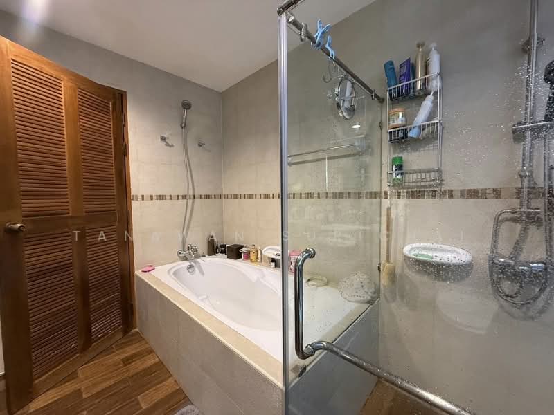 4-BR House, Chon Buri (Pattaya), Huai Yai, Bang Lamung (Pattaya), Chon Buri (Pattaya), 4 Bedrooms, 560 sqm, Single Detached House For Sale, by Tanawan Surichai, 500268778 - DDproperty.com