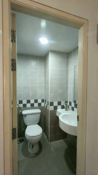 Lumpini Condo Town Ramintra-Laksi, Bangkok, 16 Ram Inthra Road, Anusaowari, Bang Khen, Bangkok, Studio, 25 sqm, Condo For Sale, by Pimlada Lertritrungmanee, 500268785 - DDproperty.com