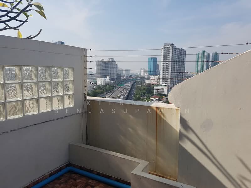 The Executive Regent, Bangkok, 2264/3 Nanglinchee Road, Chong Nonsi, Yan Nawa, Bangkok, 2 Bedrooms, 148 sqm, Condo For Sale, by Keerati Benjasupawan, 500268817 - DDproperty.com