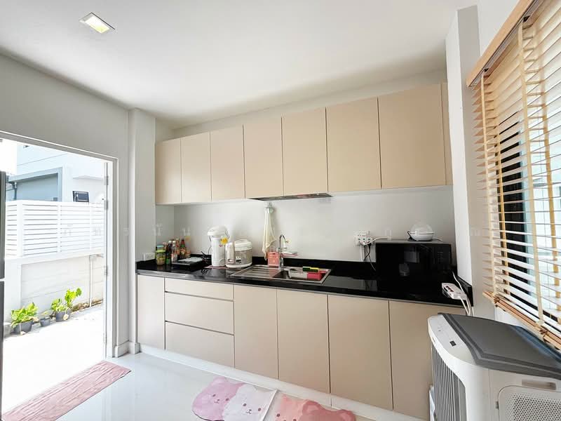 Venue Flow Tiwanon Rangsit, Pathum Thani, 109 Tiwanon Road, Bang Kadi, Muang Pathum Thani, Pathum Thani, 5 Bedrooms, 225 sqm, Single Detached House For Sale, by ภัทรนัน อิศรางกูร ณ อยุธยา, 500268827 - DDproperty.com