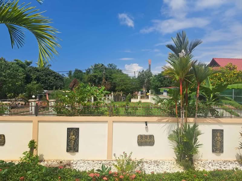 บ้าน 4-ห้องนอน, ชลบุรี, บางเสร่, สัตหีบ, ชลบุรี, 382 ตร.ม., บ้านเดี่ยว ขาย, โดย Phonphen Tangphong, 500268842 - DDproperty.com