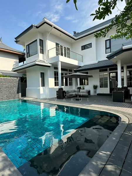 4-BR Villa, Bangkok, Khlong Tan Nua, Watthana, Bangkok, 4 Bedrooms, 550 sqm, Villa For Rent, by Vichai  Annavakulthorn, 500268843 - DDproperty.com