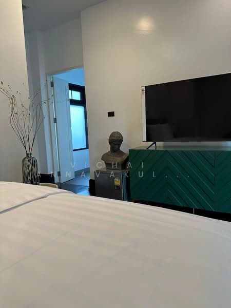 4-BR Villa, Bangkok, Khlong Tan Nua, Watthana, Bangkok, 4 Bedrooms, 550 sqm, Villa For Rent, by Vichai  Annavakulthorn, 500268843 - DDproperty.com