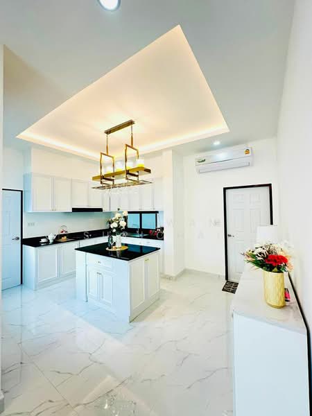 4-BR House, Chon Buri (Pattaya), Na Kloe, Bang Lamung (Pattaya), Chon Buri (Pattaya), 4 Bedrooms, 325 sqm, Single Detached House For Sale, by Tanawan Surichai, 500268855 - DDproperty.com