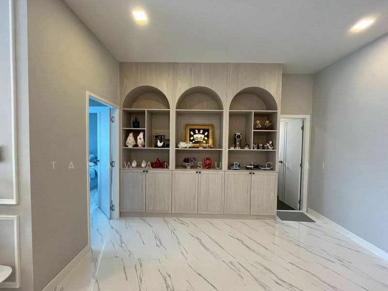 undefined, Chon Buri (Pattaya), Nong Pru, Bang Lamung (Pattaya), Chon Buri (Pattaya), 4 Bedrooms, 300 sqm, Villa For Sale, by Tanawan Surichai, 500268911 - DDproperty.com