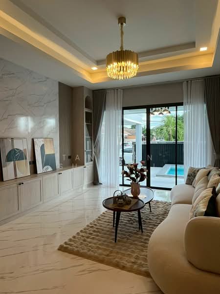undefined, Chon Buri (Pattaya), Nong Pru, Bang Lamung (Pattaya), Chon Buri (Pattaya), 4 Bedrooms, 300 sqm, Villa For Sale, by Tanawan Surichai, 500268911 - DDproperty.com