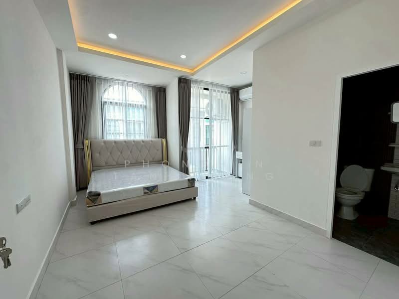 undefined, Chon Buri (Pattaya), Nong Pru, Bang Lamung (Pattaya), Chon Buri (Pattaya), 3 Bedrooms, 144 sqm, Townhouse For Rent, by Phonphen Tangphong, 500268914 - DDproperty.com