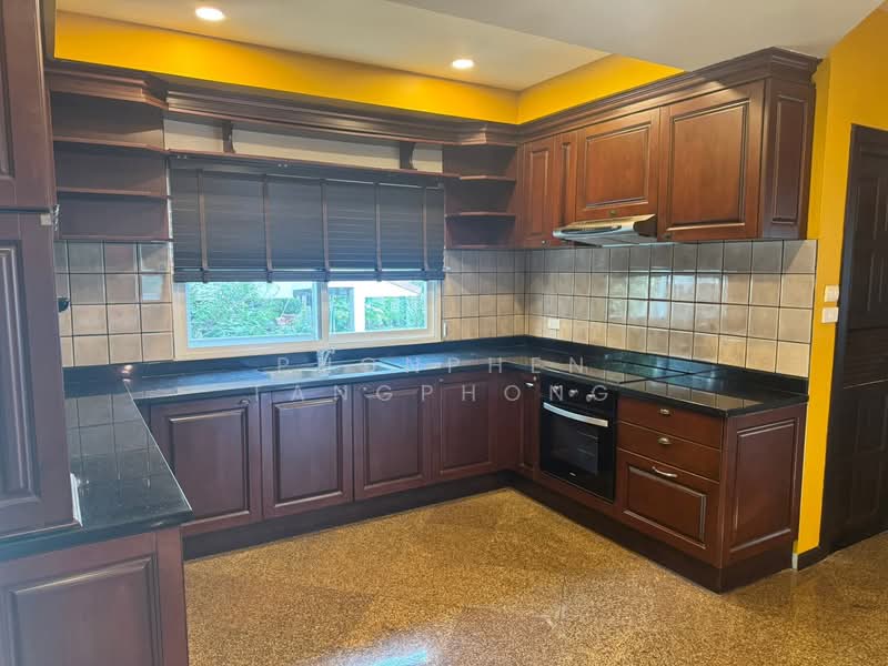 undefined, Chon Buri (Pattaya), Huai Yai, Bang Lamung (Pattaya), Chon Buri (Pattaya), 5 Bedrooms, 220 sqm, Villa For Rent, by Vikrant Kokar, 500268918 - DDproperty.com
