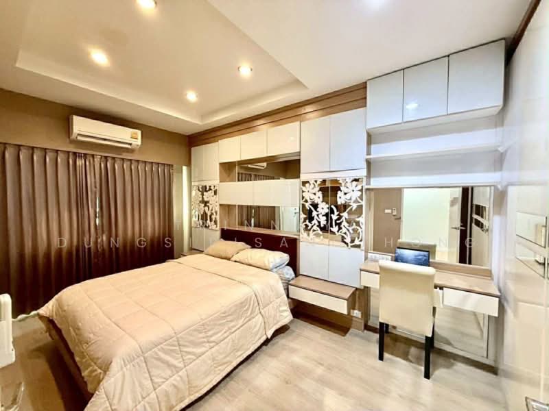 Baan Klang Muang Sukhumvit 77, Bangkok, Soi On Nut 17, Suan Luang, Suan Luang, Bangkok, 3 Bedrooms, 204 sqm, Townhouse For Rent, by Trinnaya Dungsirisangthong, 500268919 - DDproperty.com