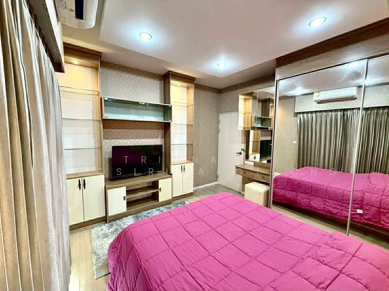 Baan Klang Muang Sukhumvit 77, Bangkok, Soi On Nut 17, Suan Luang, Suan Luang, Bangkok, 3 Bedrooms, 204 sqm, Townhouse For Rent, by Trinnaya Dungsirisangthong, 500268919 - DDproperty.com