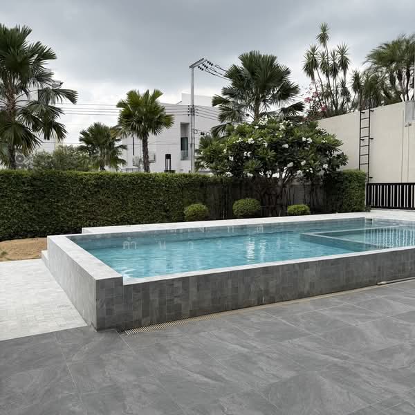 The Master Ekkamai-Ramintra, Bangkok, Soi Ramintra 39, Tha Rang, Bang Khen, Bangkok, 5 Bedrooms, 700 sqm, Single Detached House For Sale, by อลงกต คำนวรพร, 500268930 - DDproperty.com