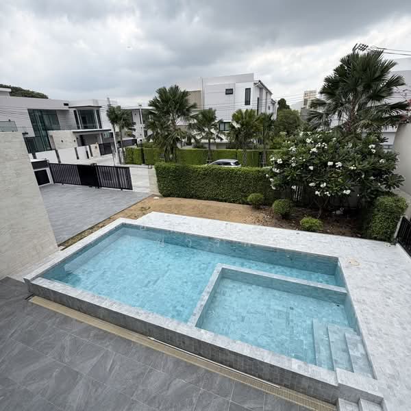 The Master Ekkamai-Ramintra, Bangkok, Soi Ramintra 39, Tha Rang, Bang Khen, Bangkok, 5 Bedrooms, 700 sqm, Single Detached House For Sale, by อลงกต คำนวรพร, 500268930 - DDproperty.com