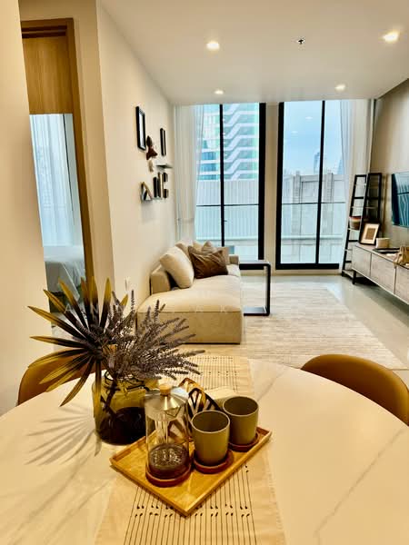 Noble Ploenchit, Bangkok, 1035 Ploenchit  Road, Lumphini, Pathum Wan, Bangkok, 2 Bedrooms, 80 sqm, Condo For Rent, by Vichai  Annavakulthorn, 500268939 - DDproperty.com