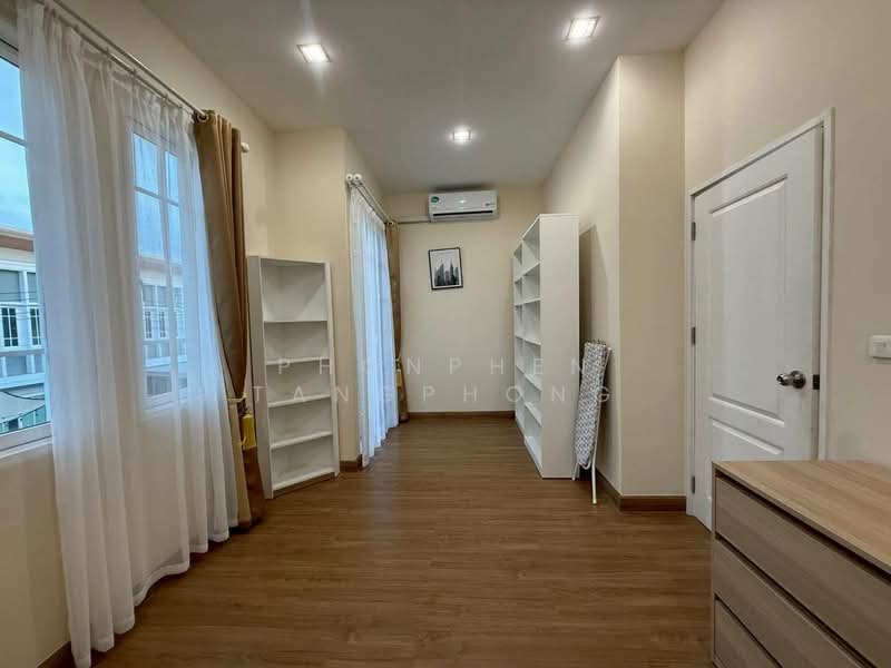 undefined, Chon Buri (Pattaya), Nong Pru, Bang Lamung (Pattaya), Chon Buri (Pattaya), 4 Bedrooms, 150 sqm, Single Detached House For Rent, by Phonphen Tangphong, 500268952 - DDproperty.com