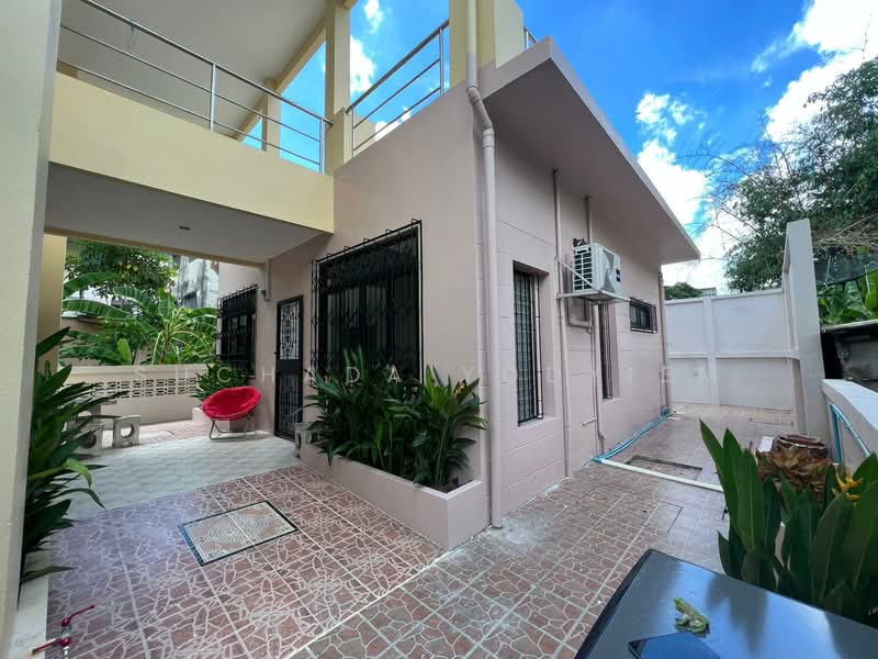 5-BR House, Bangkok, Makkasan, Ratchathewi, Bangkok, 5 Bedrooms, 400 sqm, Single Detached House For Sale, by Suchada Yodyiem, 500268953 - DDproperty.com