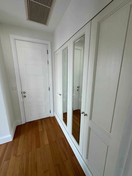 Royce Private Residences, Bangkok, 61 Soi Sukhumvit 31, Khlongtoei Nua, Watthana, Bangkok, 2 Bedrooms, 112 sqm, Condo For Rent, by Vichai  Annavakulthorn, 500268961 - DDproperty.com