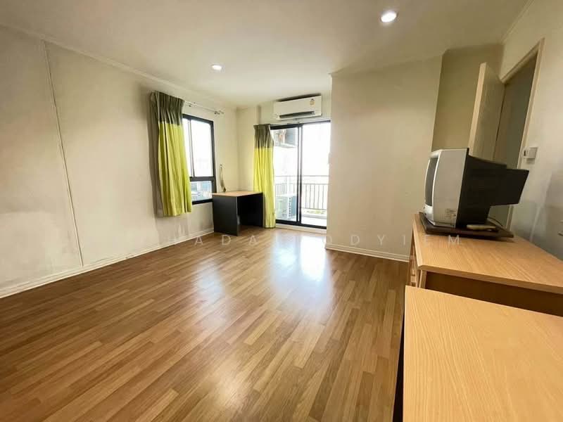Lumpini Place Phahol-Saphankhwai, Bangkok, 171 Pradipat Road, Samsen Nai, Phaya Thai, Bangkok, 2 Bedrooms, 65 sqm, Condo For Sale, by Suchada Yodyiem, 500268975 - DDproperty.com