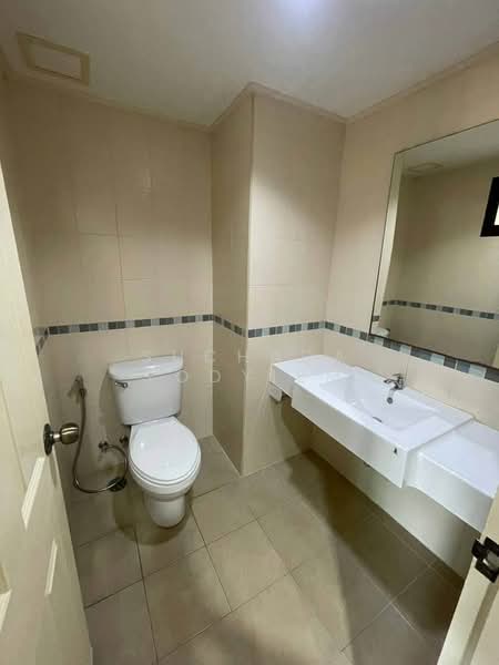 Lumpini Place Phahol-Saphankhwai, Bangkok, 171 Pradipat Road, Samsen Nai, Phaya Thai, Bangkok, 2 Bedrooms, 65 sqm, Condo For Sale, by Suchada Yodyiem, 500268975 - DDproperty.com