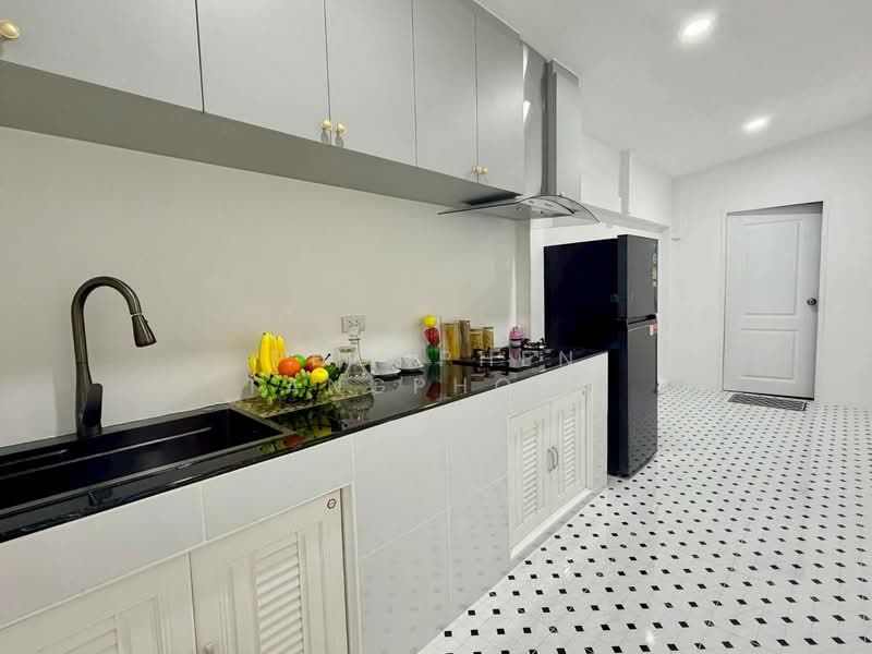 2-BR Townhouse, Chon Buri (Pattaya), Nong Pru, Bang Lamung (Pattaya), Chon Buri (Pattaya), 2 Bedrooms, 93 sqm, Townhouse For Sale, by Phonphen Tangphong, 500269033 - DDproperty.com