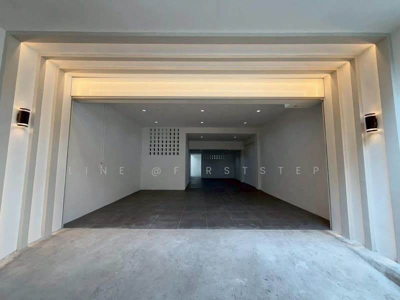 ขาย - ทาวน์โฮม 4.5 ชั้น สุขุมวิท 101, พร้อมลิฟต์ส่วนตัว ใกล้ BTS ปุณณวิถี, กรุงเทพ