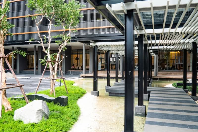 Life Asoke, Bangkok, Asoke-Dindang Road, Bang Kapi, Huai Khwang, Bangkok, 1 Bedroom, 30 sqm, Condo For Rent, by Najawa Salae, 500269132 - DDproperty.com