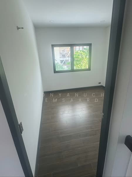 undefined, Bangkok, Nong Bon, Prawet, Bangkok, 5 Bedrooms, 180 sqm, Single Detached House For Rent, by Poonyanuch Aiemsaard, 500269167 - DDproperty.com