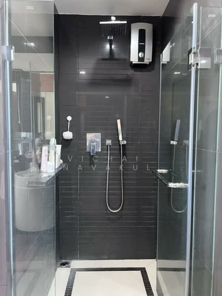 Rhythm Sukhumvit 50, Bangkok, 8 Sukhumvit 50, Sukhumvit Road, Phra Kanong, Khlong Toei, Bangkok, 2 Bedrooms, 65 sqm, Condo For Rent, by Vichai  Annavakulthorn, 500269171 - DDproperty.com