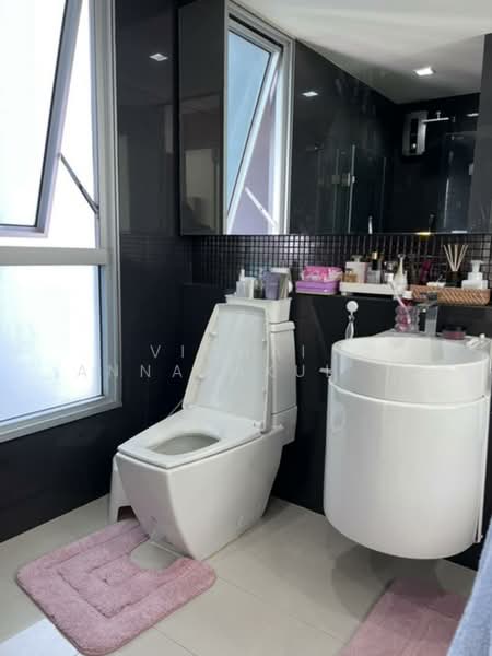 Rhythm Sukhumvit 50, Bangkok, 8 Sukhumvit 50, Sukhumvit Road, Phra Kanong, Khlong Toei, Bangkok, 2 Bedrooms, 65 sqm, Condo For Rent, by Vichai  Annavakulthorn, 500269171 - DDproperty.com