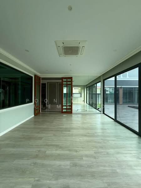 undefined, Bangkok, Thung Song Hong, Lak Si, Bangkok, 4 Bedrooms, 750 sqm, Single Detached House For Sale, by Poonyanuch Aiemsaard, 500269179 - DDproperty.com