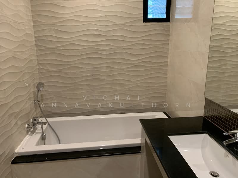 2-BR House, Bangkok, Khong Tan, Khlong Toei, Bangkok, 2 Bedrooms, 80 sqm, Single Detached House For Rent, by Vichai  Annavakulthorn, 500269195 - DDproperty.com