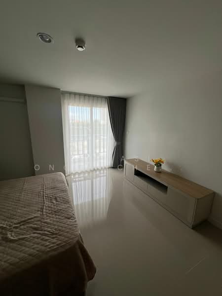 Royal Hill Resort, Chon Buri (Pattaya), 154 Thappraya Rd, Nong Pru, Bang Lamung (Pattaya), Chon Buri (Pattaya), 3 Bedrooms, 146 sqm, Condo For Rent, by Pensasi Ongphichetmetha, 500269209 - DDproperty.com