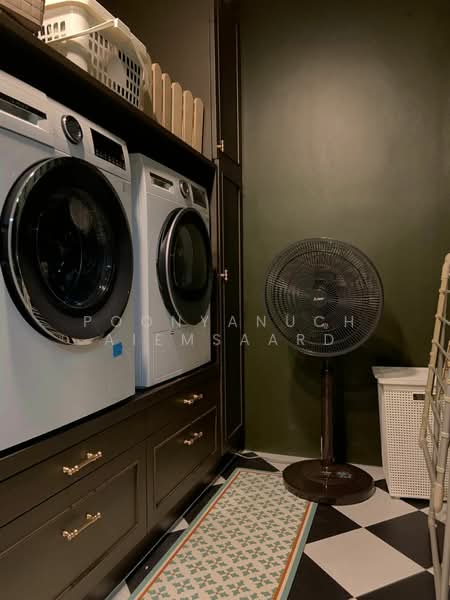 Anasiri Ramkhamhaeng, Bangkok, Ramkhamhaeng 122, Khlong Song Ton Nun, Lat Krabang, Bangkok, 2 Bedrooms, 99 sqm, Townhouse For Rent, by Poonyanuch Aiemsaard, 500269215 - DDproperty.com