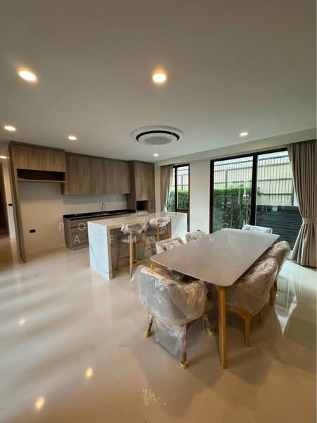 Burasiri Krungthep Kreetha, Bangkok, 95 Soi Pracha Ruam Chai, Hua Mak, Bang Kapi, Bangkok, 4 Bedrooms, 300 sqm, Single Detached House For Sale, by Poonyanuch Aiemsaard, 500269227 - DDproperty.com