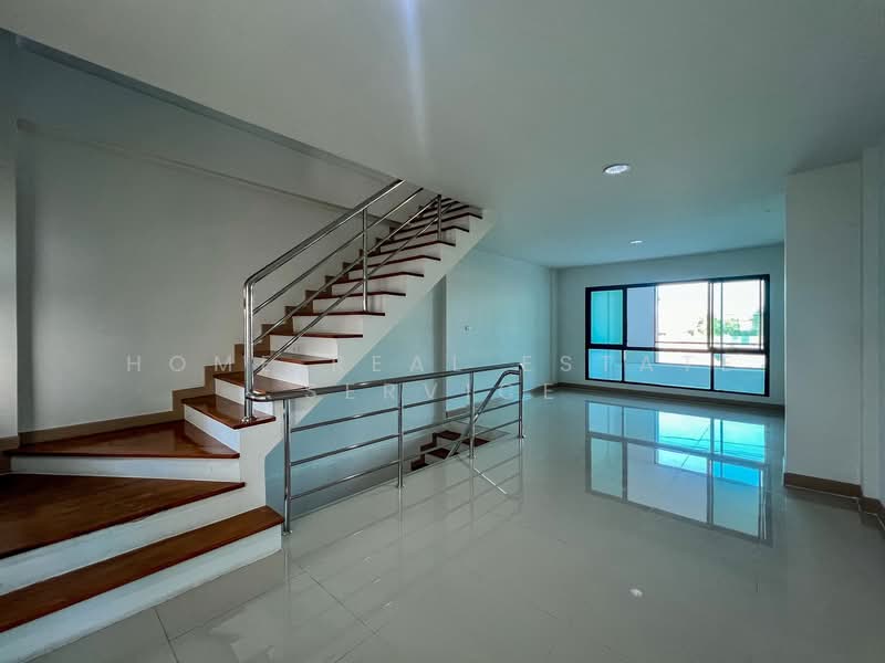 City Link Rama9 – Srinakrarin, Bangkok, Saphan Sung, Saphan Sung, Bangkok, 5 Bedrooms, 283 sqm, Townhouse For Sale, by HOME Real Estate Service, 500269252 - DDproperty.com