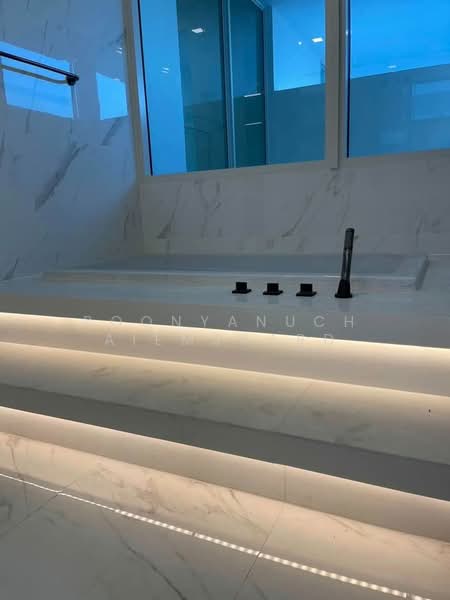 VIVE Ekkamai-Ramintra, Bangkok, Soi Yothin Phatthana 3, Nawamin, Bueng Kum, Bangkok, 4 Bedrooms, 380 sqm, Single Detached House For Sale, by Poonyanuch Aiemsaard, 500269323 - DDproperty.com