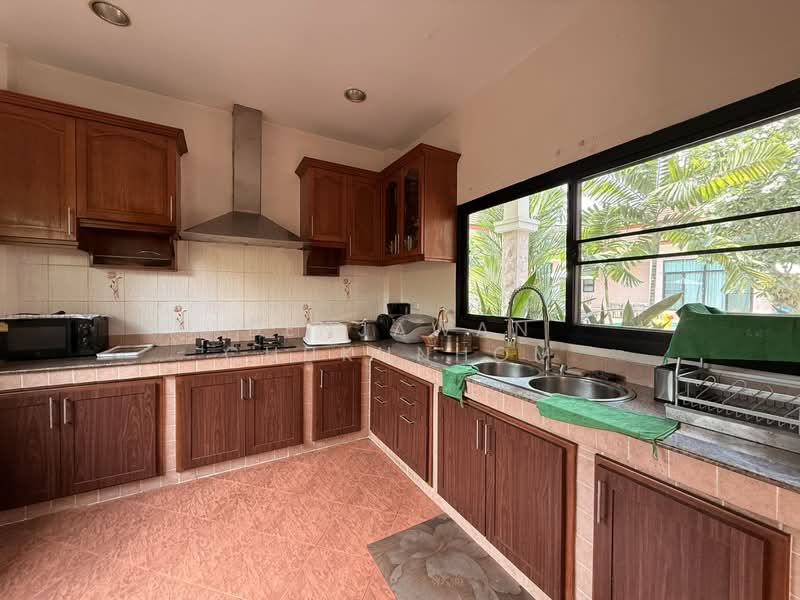 Baan Anda, Chon Buri (Pattaya), Pattaya Sai Song Rd, Nong Pru, Bang Lamung (Pattaya), Chon Buri (Pattaya), 4 Bedrooms, 1,020 sqm, Villa For Rent, by Benjawan Chukunhom, 500269377 - DDproperty.com