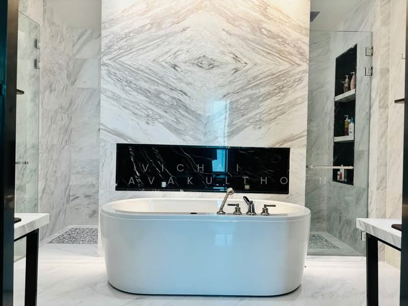 The Residences At Mandarin Oriental, Bangkok, 117 Charoen Nakorn Road, Khlong Ton Sai, Khlong San, Bangkok, 2 Bedrooms, 112 sqm, Condo For Rent, by Vichai  Annavakulthorn, 500269411 - DDproperty.com