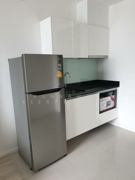 Quinn Ratchada 17, Bangkok, 454 456 Soi Inthara Mari 45, Din Daeng, Bangkok, 1 Bedroom, 34 sqm, Condo For Rent, by Najawa Salae, 500269423 - DDproperty.com
